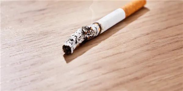 抗烟烫石晶地板